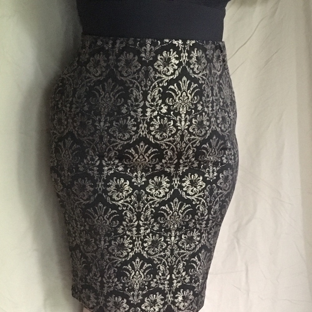 Black and Gold pencil skirt